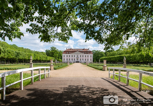 Schloss Friedrichsfelde